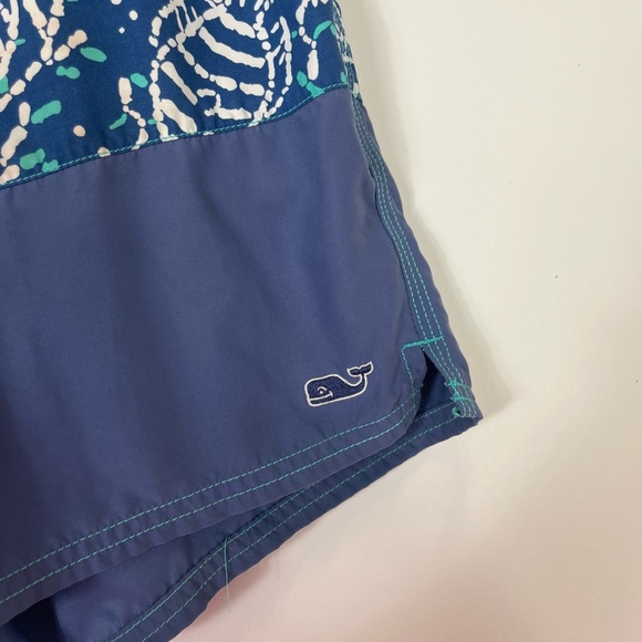Vineyard Vines Blue Green Fish Swim Trunks Size S - A85 - Picture 3 of 5